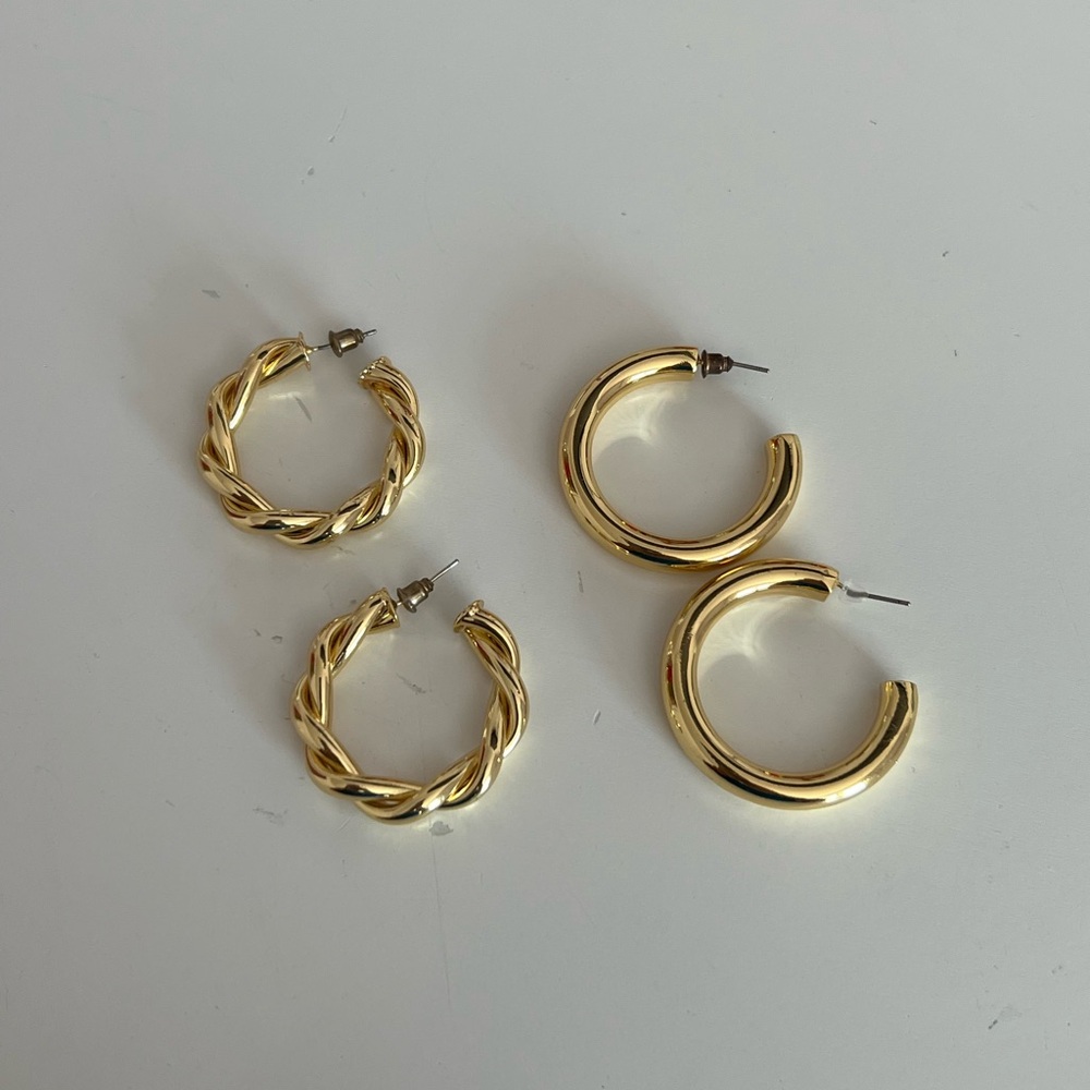 Elegant Gold Hoop Earrings Set